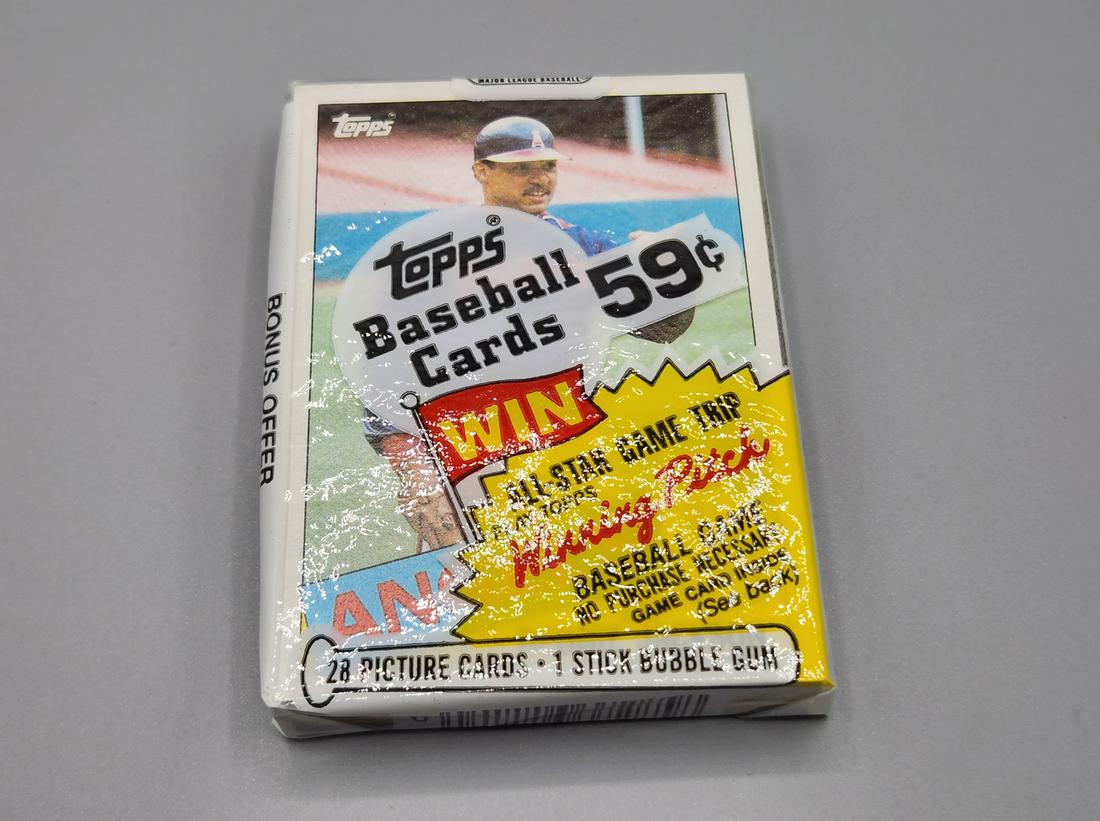 1985 Topps Baseball Cello Pack - Possible Rookies of McGwire, Clemens, Puckett (1 of 2)