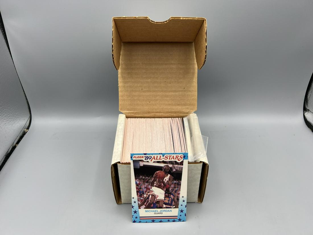 1989 Fleer Basketball Complete Set w/Sticker Set - Michael Jordan (1 of 3)