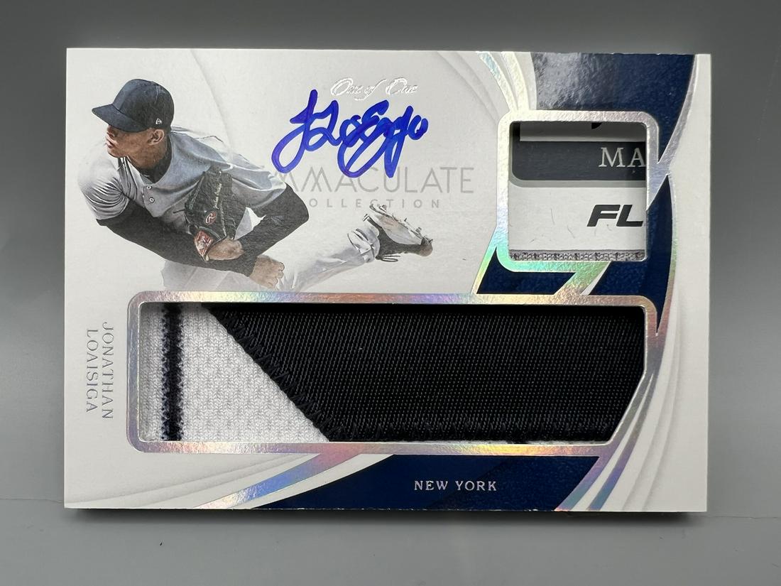2019 Immaculate Collection Jonathan Loaisiga On Card Tag Patch Auto #1/1 (1 of 2)