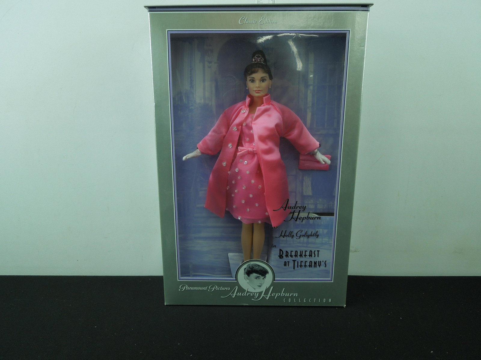 NIB 1998 Mattel Audrey Hepburn " Breakfast at Tiffany's" Doll (1 of 2)