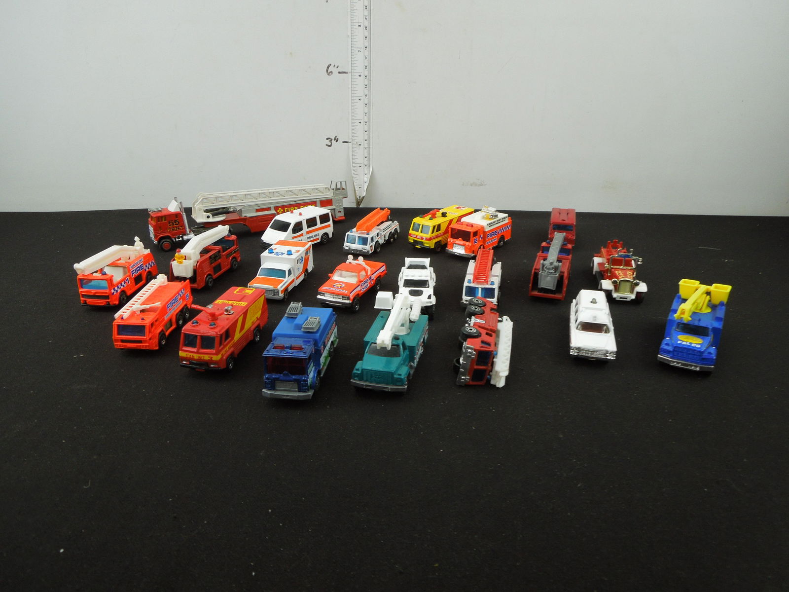 Matchbox, Majorete and other Fire and Rescue Vehicles    mostly matchbox (1 of 7)