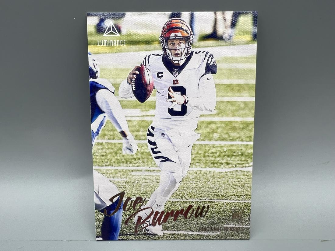 2020 Panini Chronicles Joe Burrow Luminance RC #201 (1 of 2)