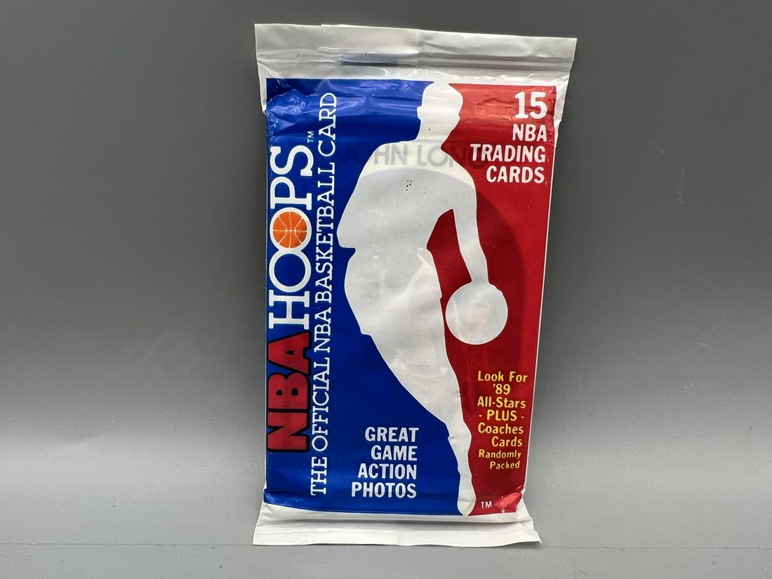 1989 NBA Hoops Basketball Sealed Pack W/ David Robinson Low Series RC On Back (1 of 3)