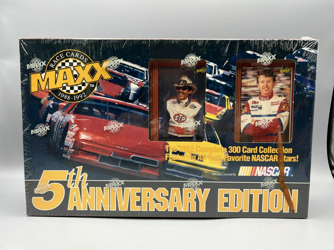 1992 Maxx Racing 5th Anniverary Edition Factory Sealed 300 Card Set (1 of 2)