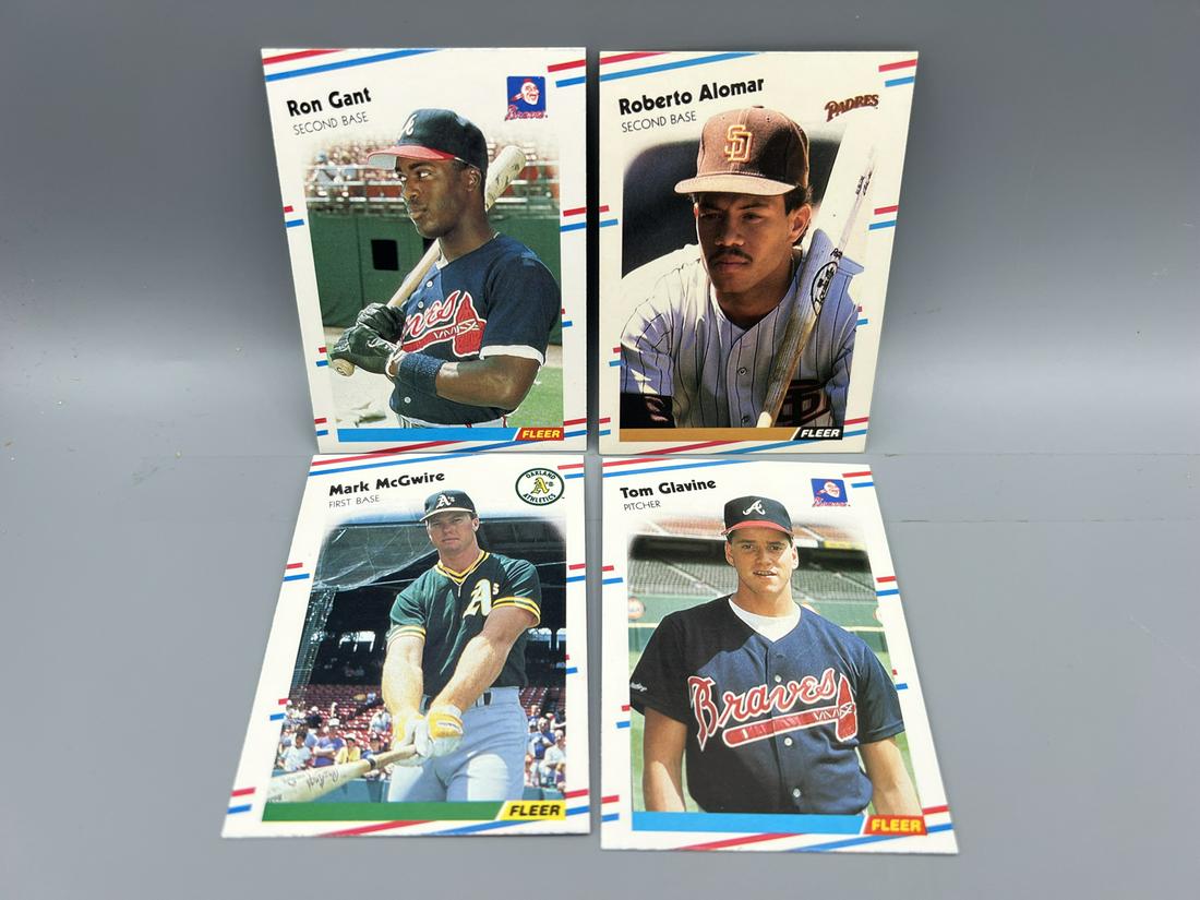 Lot of (4) Assorted 1988 Fleer Baseball Cards - Roberto Alomar RC, Mark McGwire, & Tom Glavine RC (1 of 2)