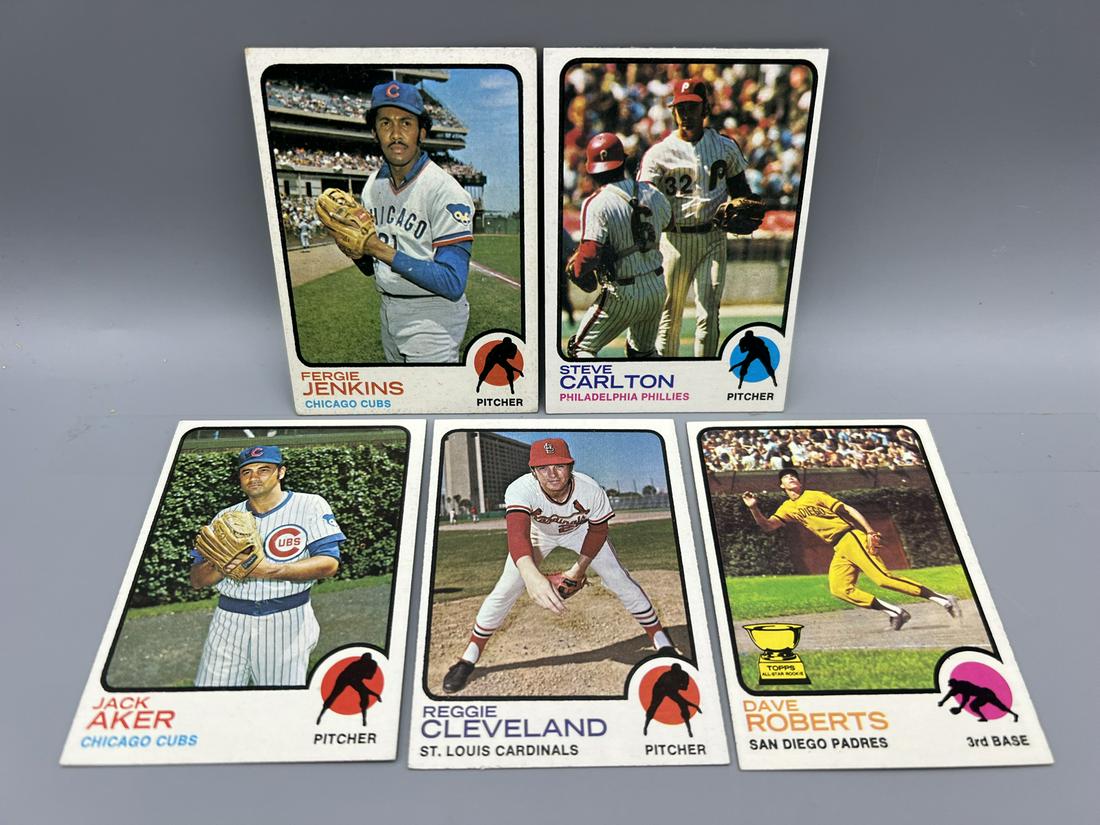 Lot of (5) Assorted 1973 Topps Baseball Cards - Varying Conditions - Fergie Jenkins, Steve Carlton (1 of 2)