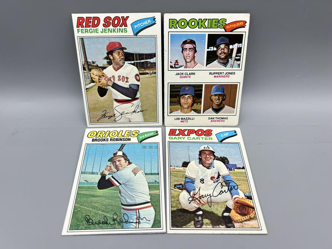 Lot of (4) Assorted 1977 Topps Baseball Star Player Cards - Varying Conditions - Fergie Jenkins, (1 of 2)