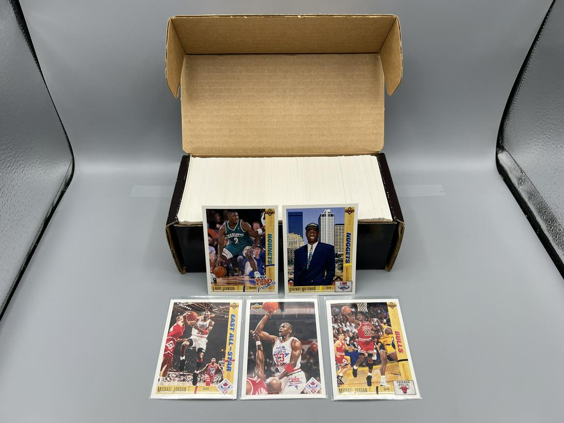 1991-92 Upper Deck Basketball Complete Set - Larry Johnson RC, Dikembe Mutumbo RC, & Michael Jordans: 1991-92 Upper Deck Basketball Complete Set - Larry Johnson RC, Dikembe Mutumbo RC, & Michael Jordans
