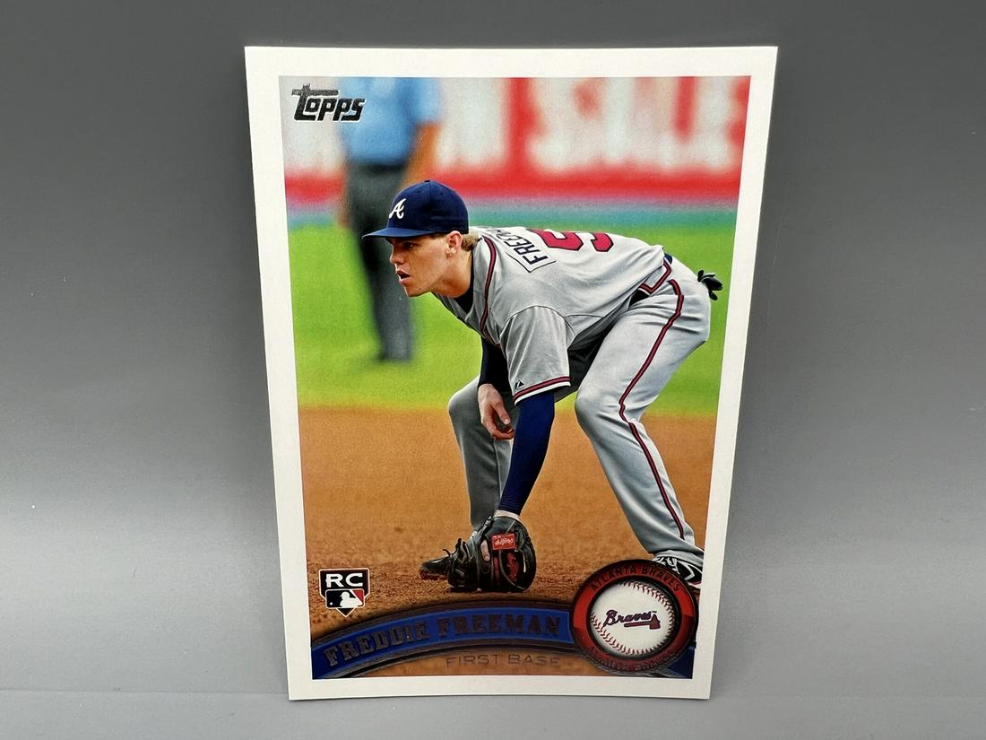 2011 Topps Freddie Freeman RC #145 (1 of 2)