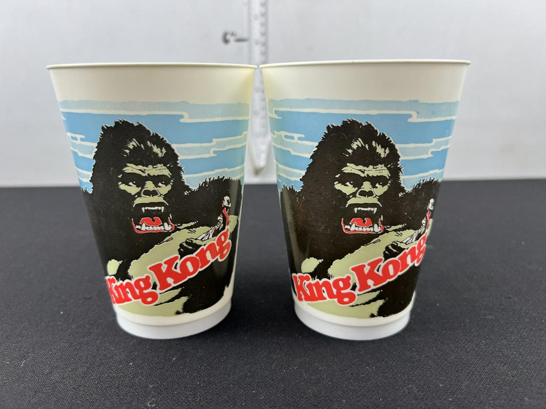 Lot of (2) 1976 Hanna Barbera 7-11 Slurpee King Kong Plastic Cups: Lot of (2) 1976 Hanna Barbera 7-11 Slurpee King Kong Plastic Cups
