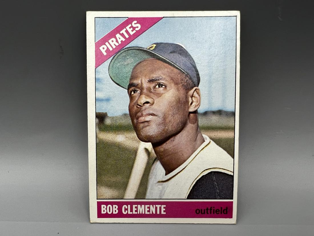 1966 Topps Roberto Clemente #300 (1 of 2)