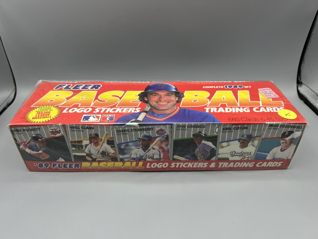 1989 Fleer Baseball Complete Factory Sealed Set - Ken Griffey Jr. RC (1 of 2)