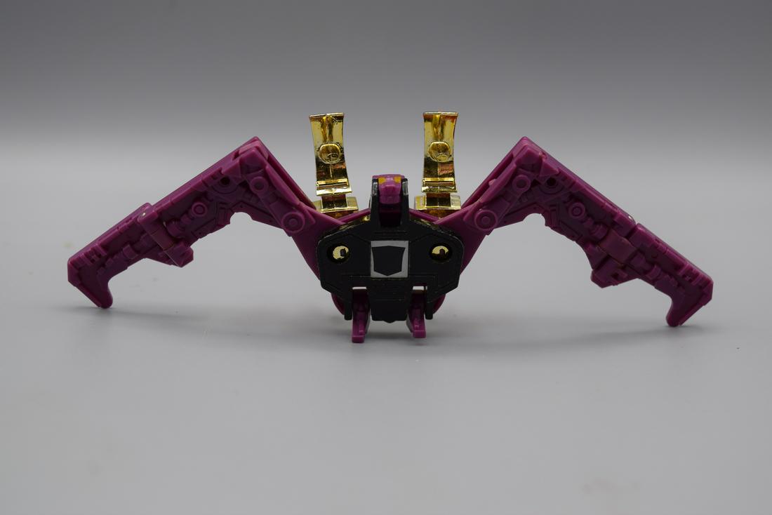 1986 Transformers G1 Cassette Ratbat (1 of 4)