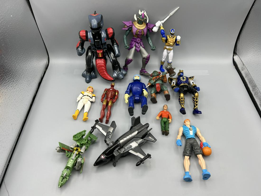 Lot of (12) Assorted Action Figures - Power Rangers, Voltron, Scooby Doo, Iron Man: Lot of (12) Assorted Action Figures - Power Rangers, Voltron, Scooby Doo, Iron Man
