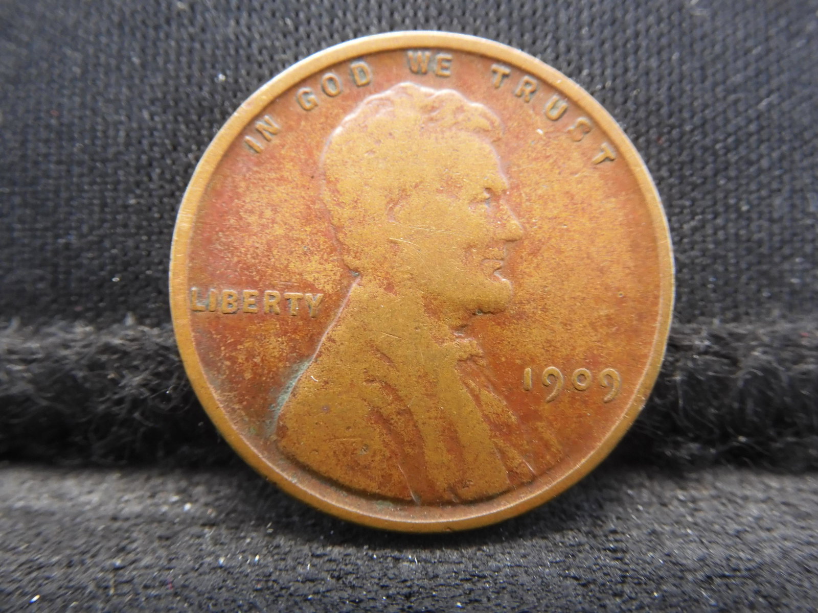 1909-VDB Lincoln Wheat Cent (1 of 2)