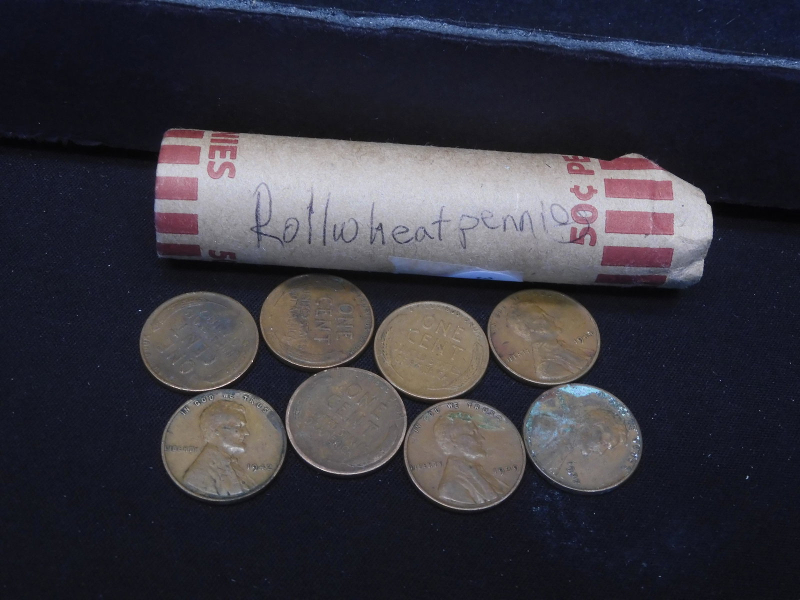 Roll Lincoln Wheat pennies: Roll Lincoln Wheat pennies