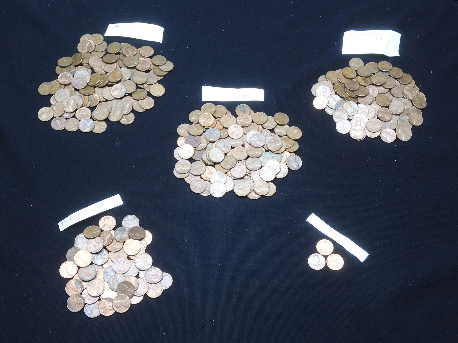 1982P&D  Large and Small Date, Copper and Zinc Lincoln Cents (1 of 15)