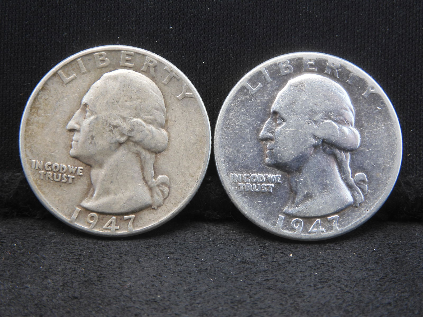 Two 1947-P Silver Washington Quarters (1 of 2)