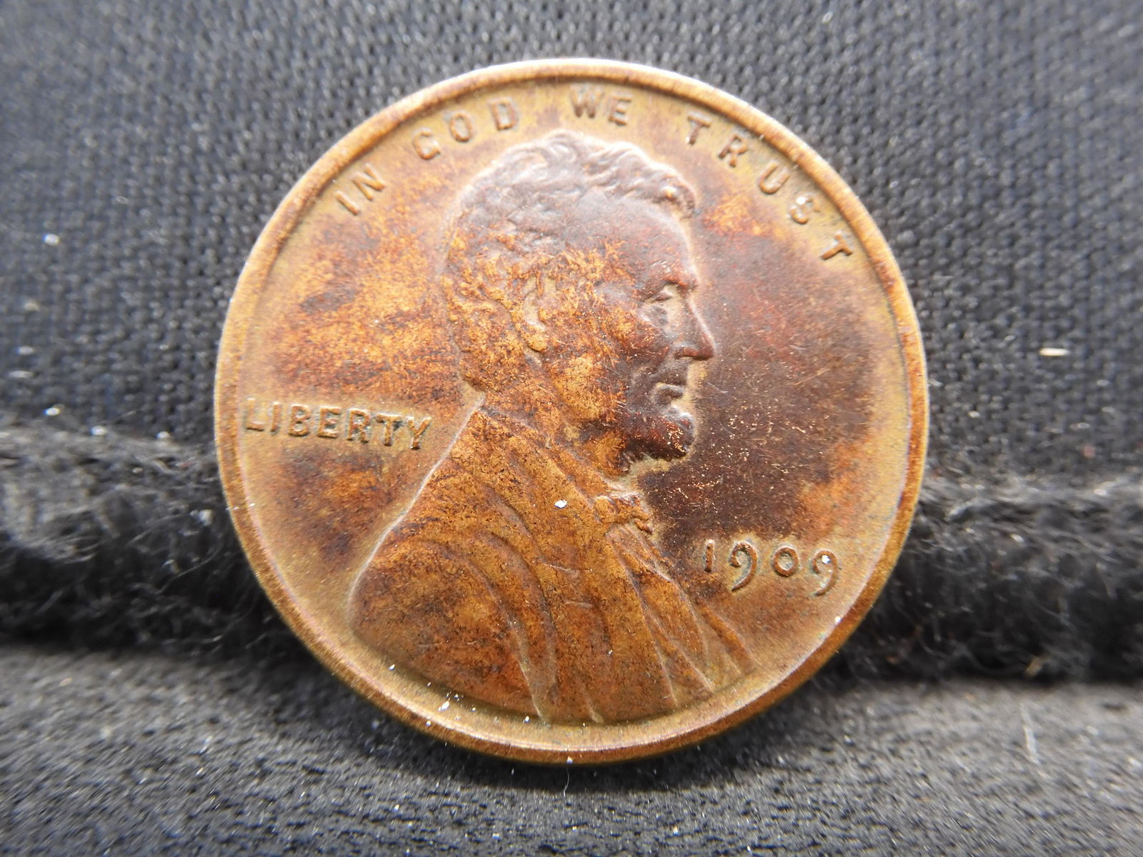 1909-P VDB Lincoln Wheat Cent (1 of 2)