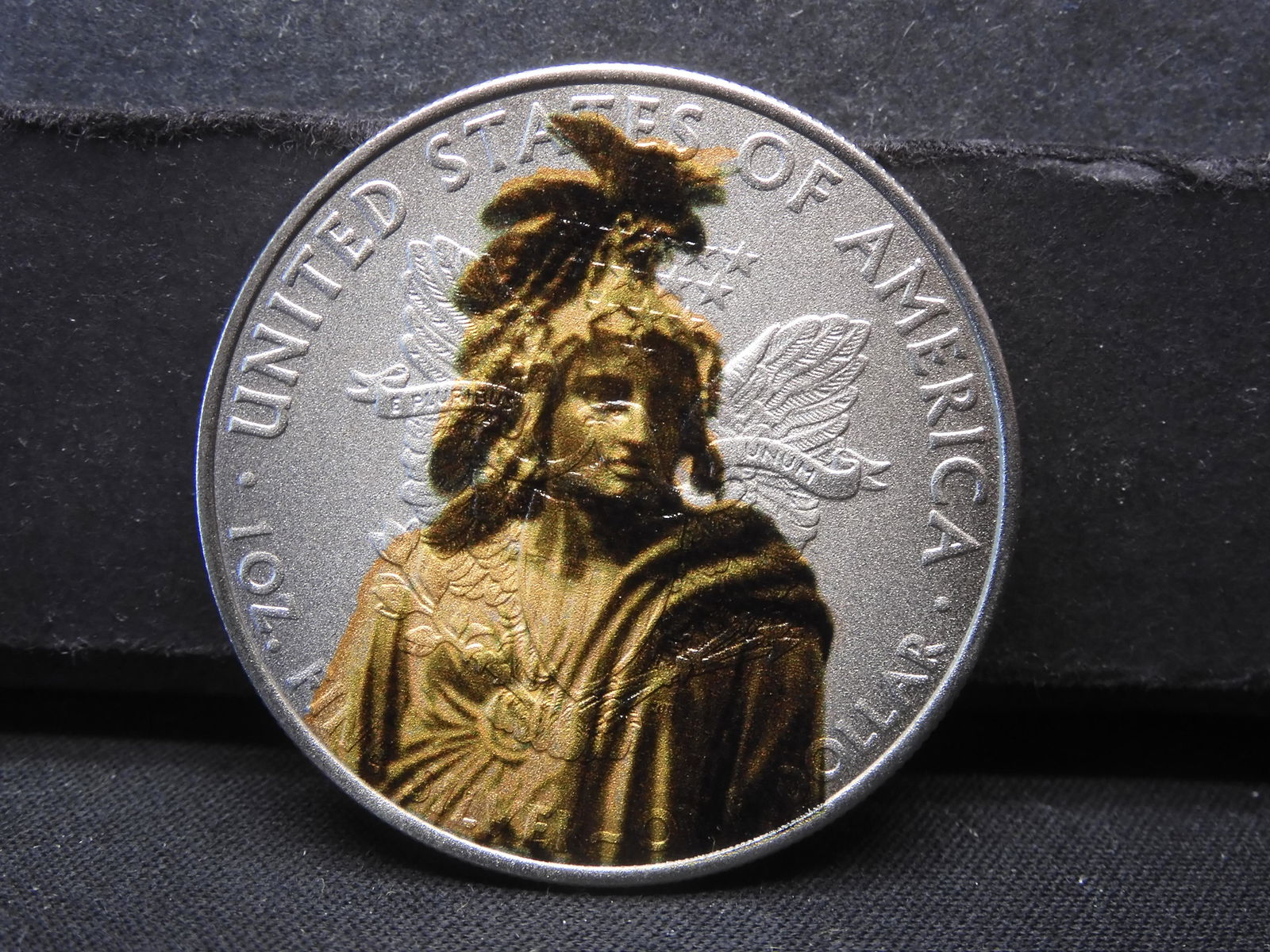 2009  American Silver Eagle One Troy Ounce .999 Fine Silver colorized (1 of 2)