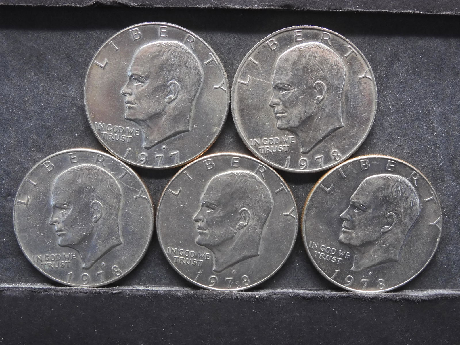 (5) Mixed Dates Eisenhower Dollars (1 of 2)