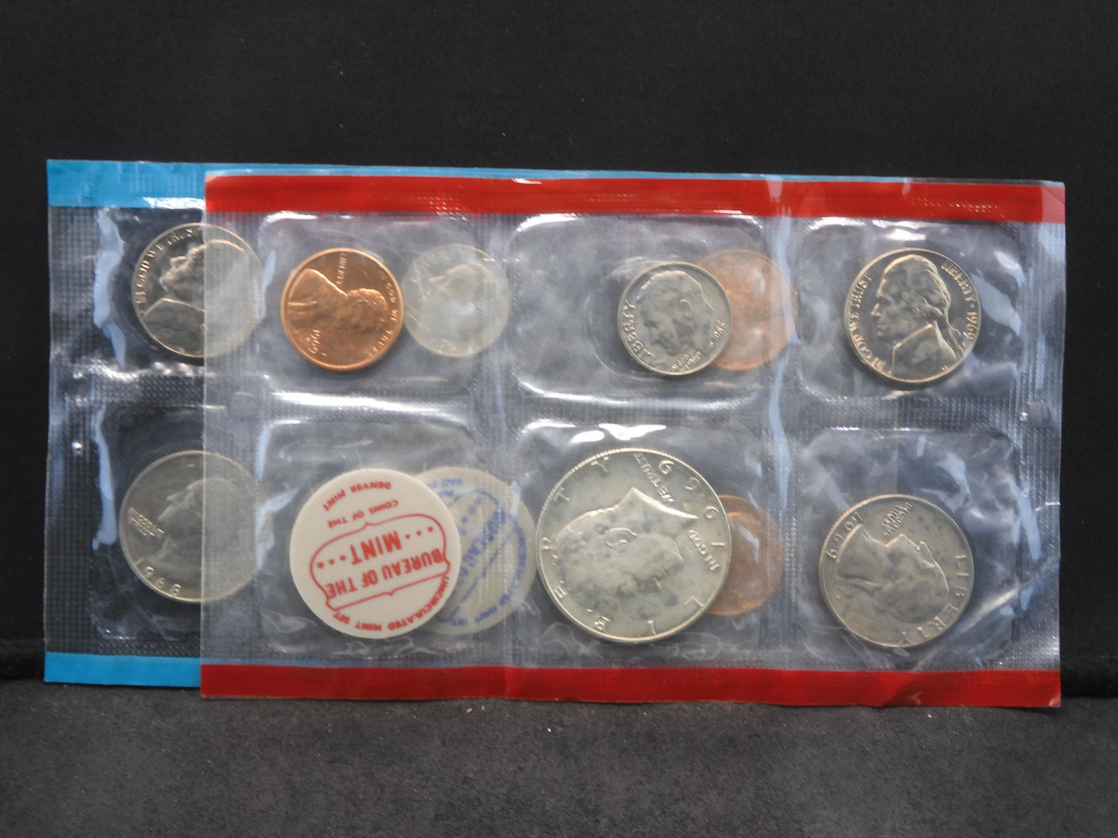 1969-P&D Uncirculated Mint Set (1 of 5)