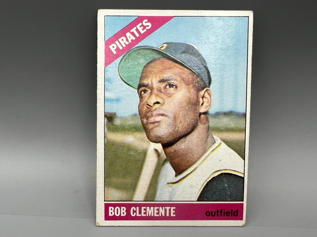 1966 Topps #300 Bob Clemente (1 of 2)