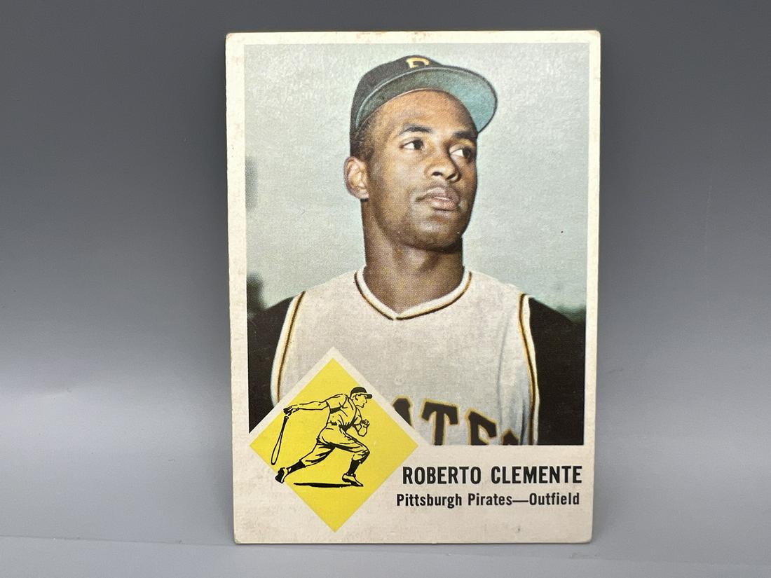1963 Fleer Baseball #56 Roberto Clemente (1 of 2)