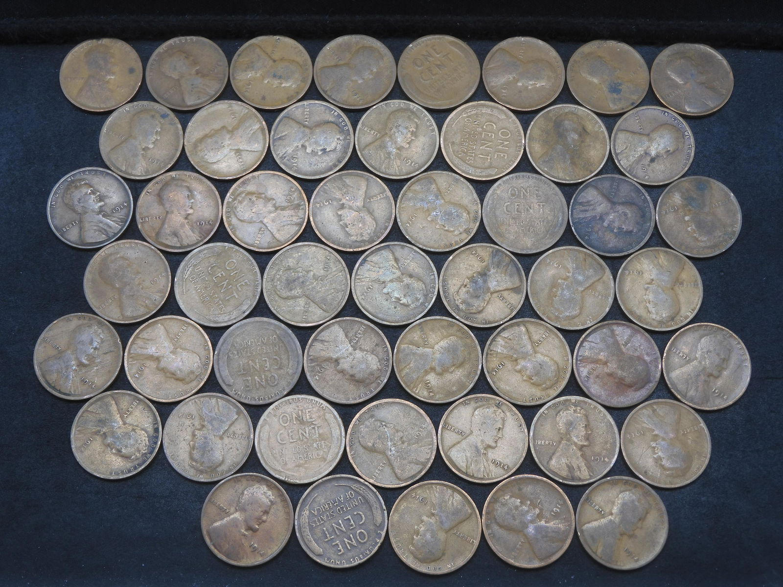 (50-coin roll of 1914 Lincoln Cents.  Nice circulated coins.  Tough roll. (1 of 3)