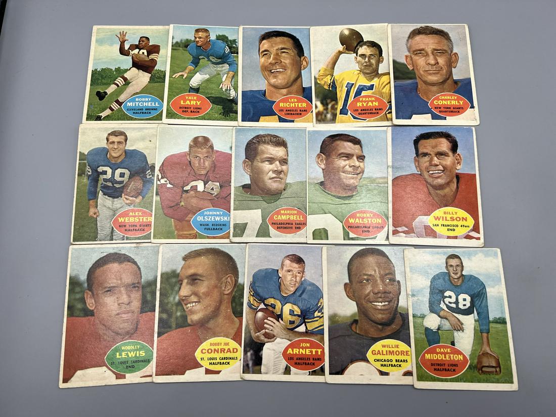 Lot of (15) 1960 Topps Football w/HOFers Moore, Lary, Richter and Frank Ryan RC + more (1 of 1)