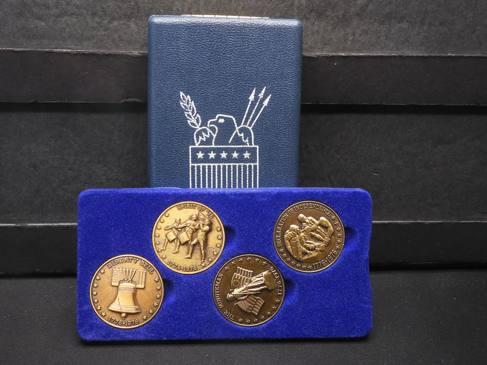 1976 Bicentennial Medal 4 Pc. Set in Blue Case (1 of 3)