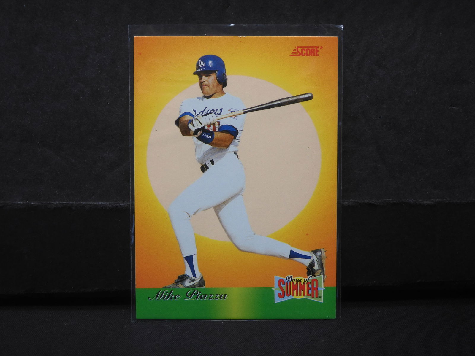 Mike Piazza High Grade Baseball Card (1 of 2)