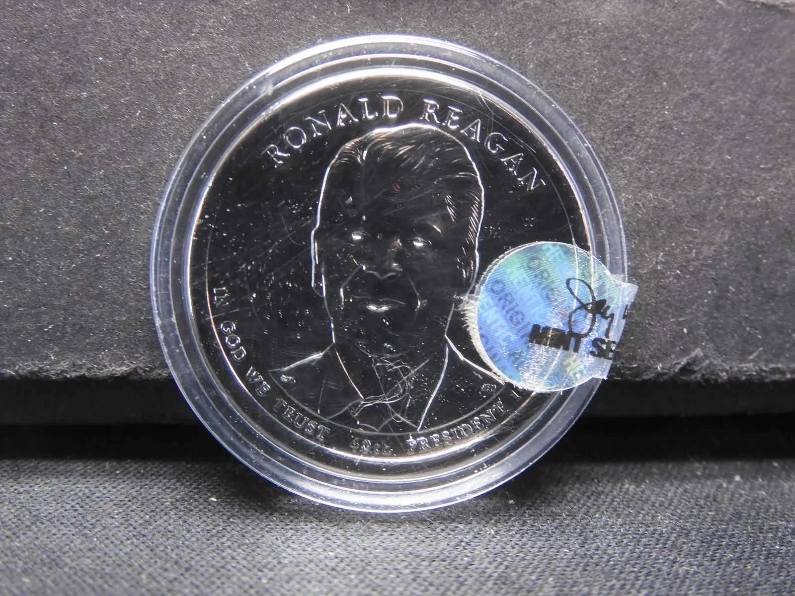 Ronald Reagan $1 uncirculated Dollar (1 of 3)