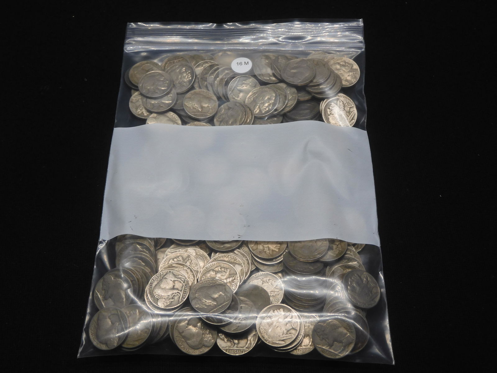 (200) Mixed Date Buffalo Nickels  Full Dates (1 of 3)