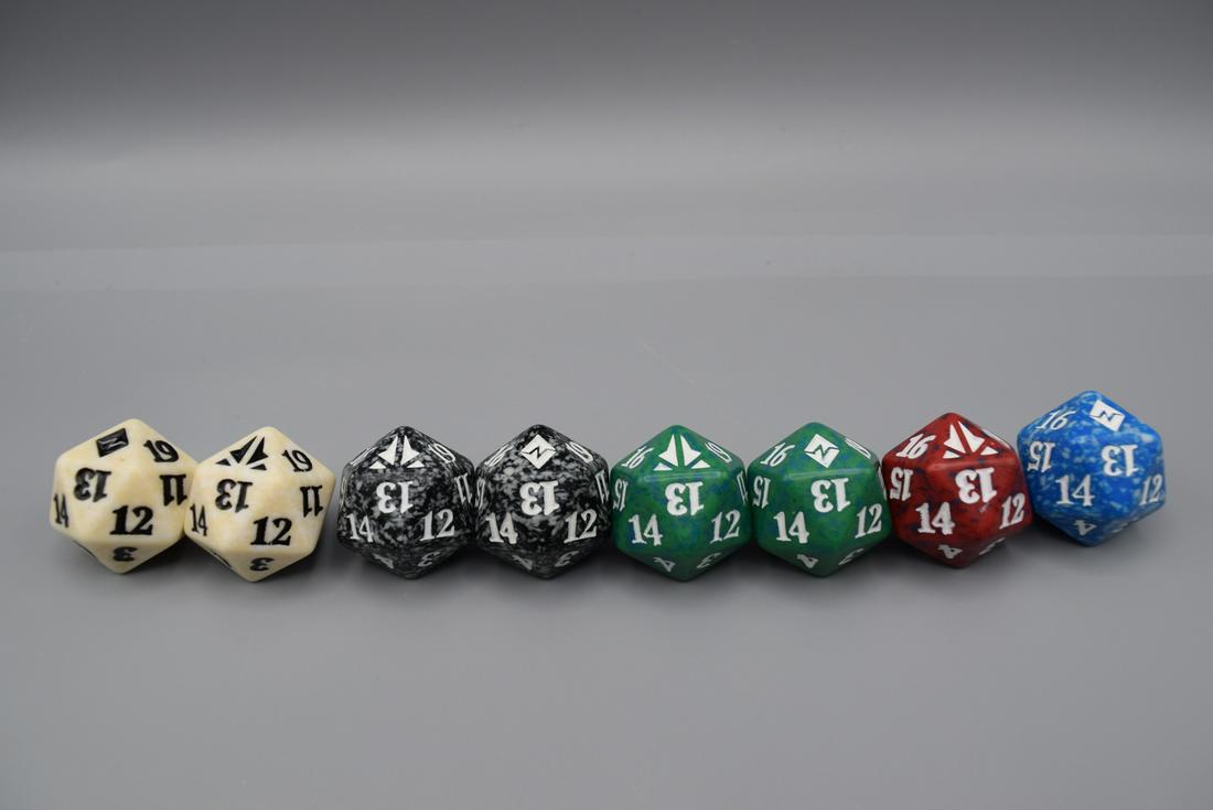 MTG Magic the Gathering Battle for Zendikar Block Spindown Counter Dice Lot of 8: MTG Magic the Gathering Battle for Zendikar Block Spindown Counter Dice Lot of 8