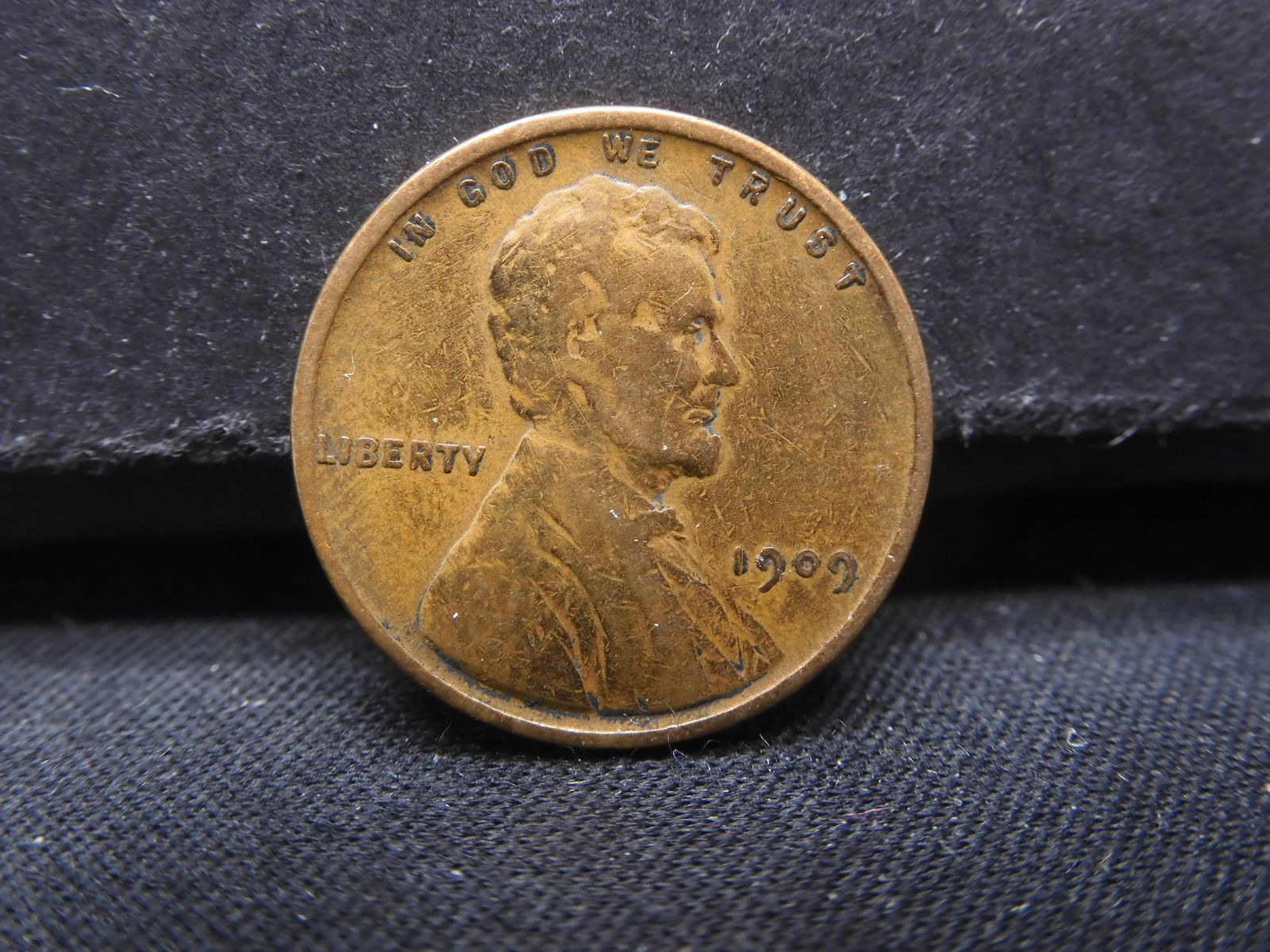 1909-VDB Lincoln Wheat Cent (1 of 2)