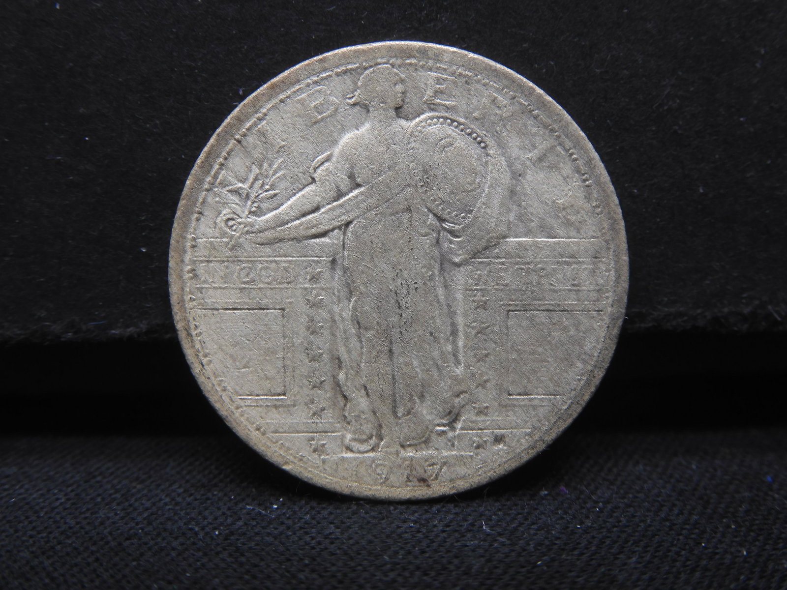 1917 Standing Liberty Quarter Type 1 (1 of 2)