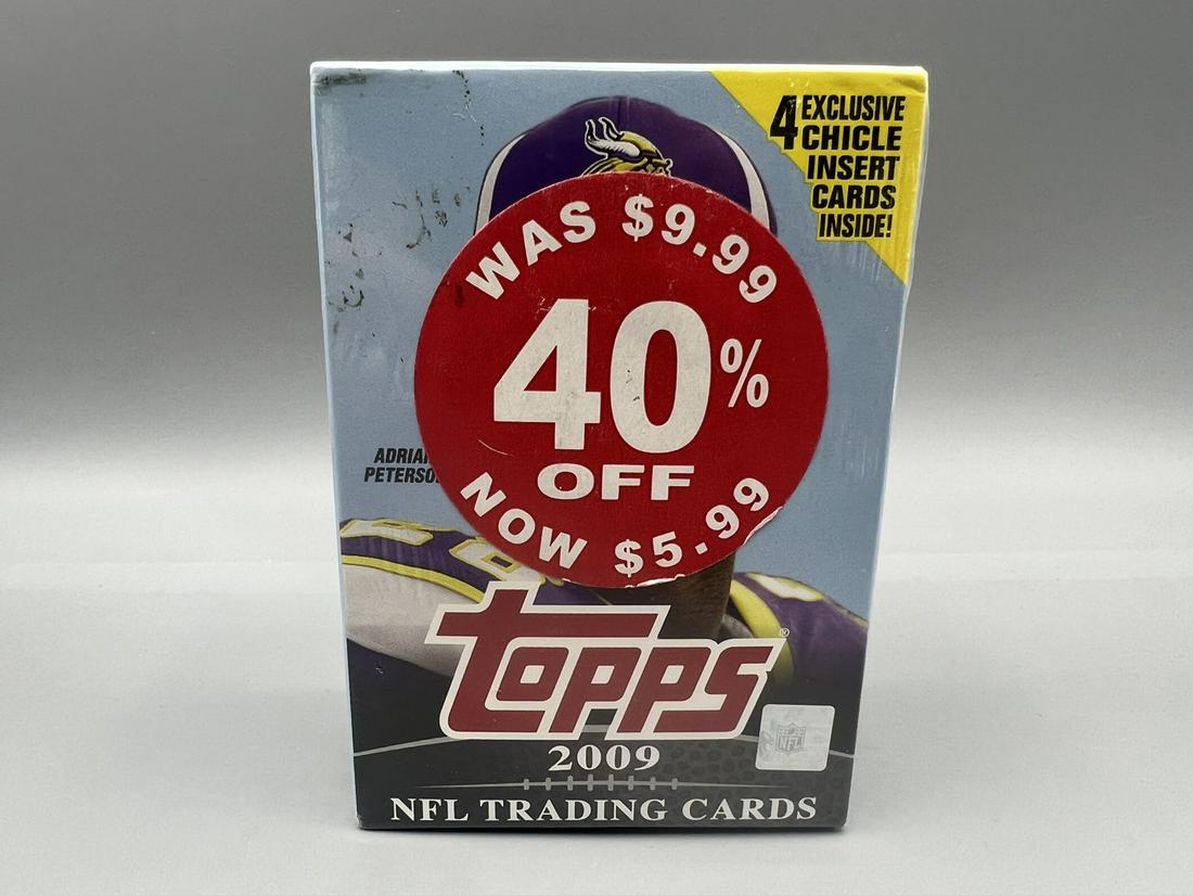 2009 Topps Football Unopened Box - Possible Matthew Stafford RC, LeSean McCoy RC, Percy Harvin RC? (1 of 2)