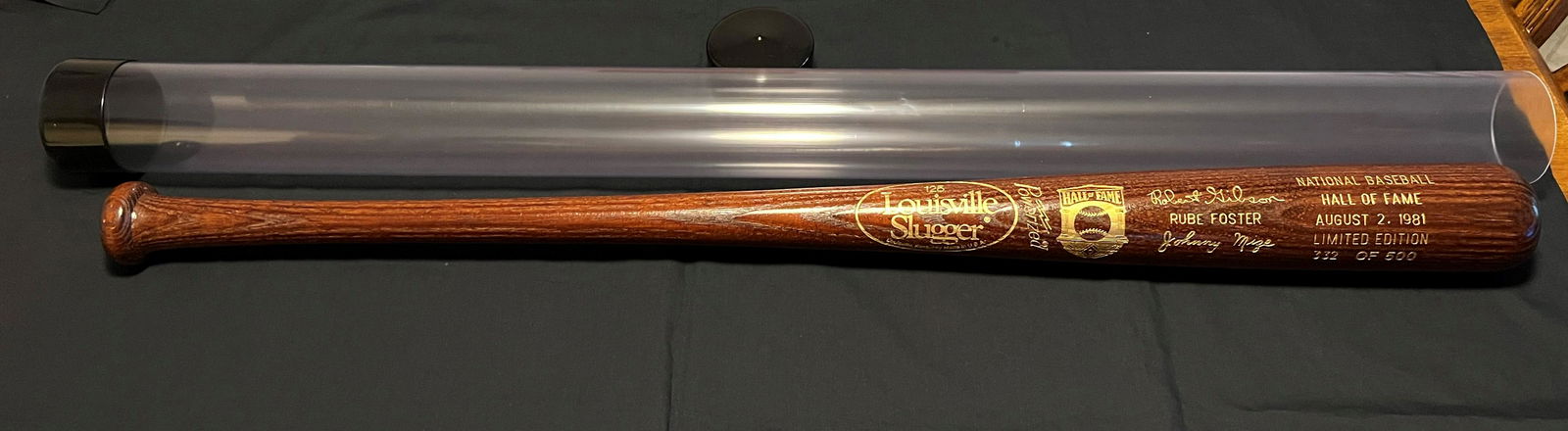 Louisville Slugger 1981 Commemorative Hall of Fame Induction Brown Baseball Bat #332/500 W/ Bat Tube: Louisville Slugger 1981 Commemorative Hall of Fame Induction Brown Baseball Bat #332/500 W/ Bat Tube - Bob Gibson, Rube Foster, Johnny Mize