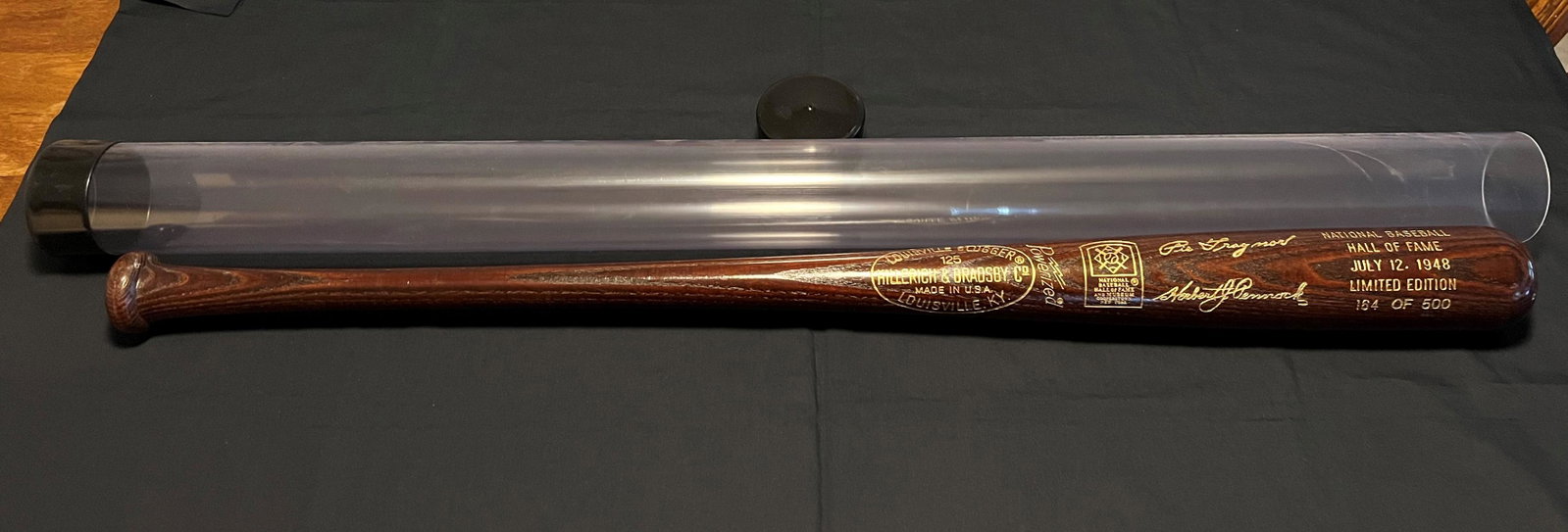 Louisville Slugger 1948 Commemorative Hall of Fame Induction Brown Baseball Bat #164/500 W/ Bat Tube: Louisville Slugger 1948 Commemorative Hall of Fame Induction Brown Baseball Bat #164/500 W/ Bat Tube - Herb Pennock & Pie Traynor