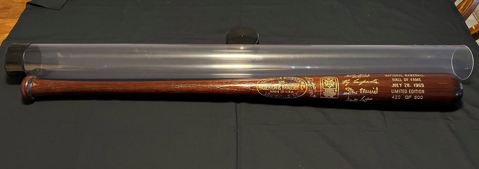 Louisville Slugger 1969 Commemorative Hall of Fame Induction Brown Baseball Bat #420/500 W/ Bat Tube: Louisville Slugger 1969 Commemorative Hall of Fame Induction Brown Baseball Bat #420/500 W/ Bat Tube - Roy Campanella, Stan Musial, Stan Coveleski, Waite Hoyt