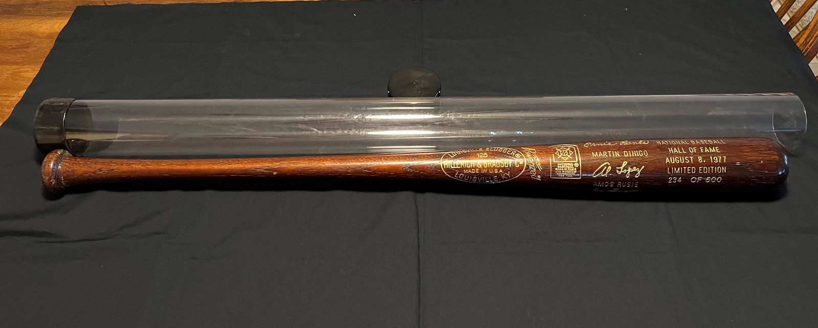 Louisville Slugger 1977 Commemorative Hall of Fame Induction Brown Baseball Bat #234/500 W/ Bat Tube: Louisville Slugger 1977 Commemorative Hall of Fame Induction Brown Baseball Bat #234/500 W/ Bat Tube - John Lloyd, Ernie Banks, Martin Dihigo, Al Lopez, Amos Rusie, Joe Sewell