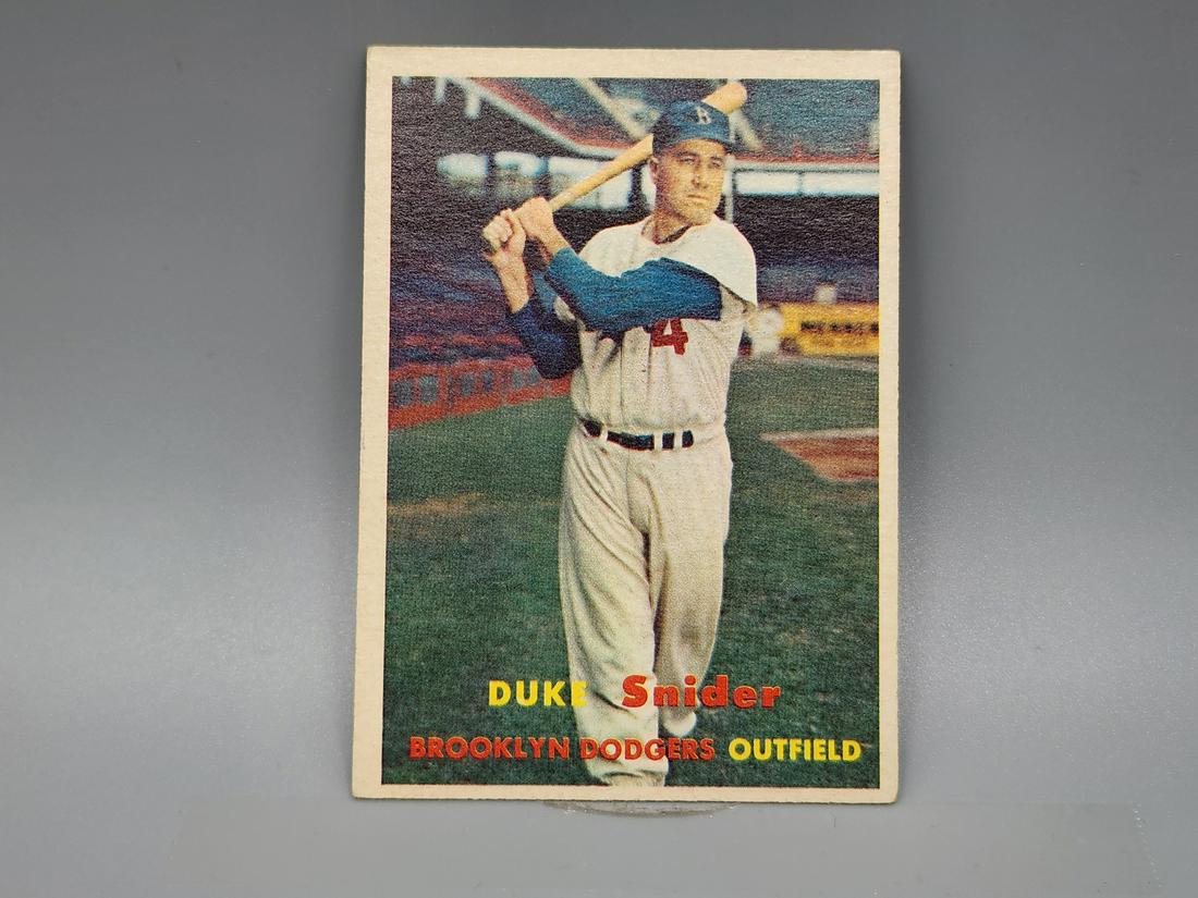 1957 Topps Duke Snider #170 HOF (1 of 2)