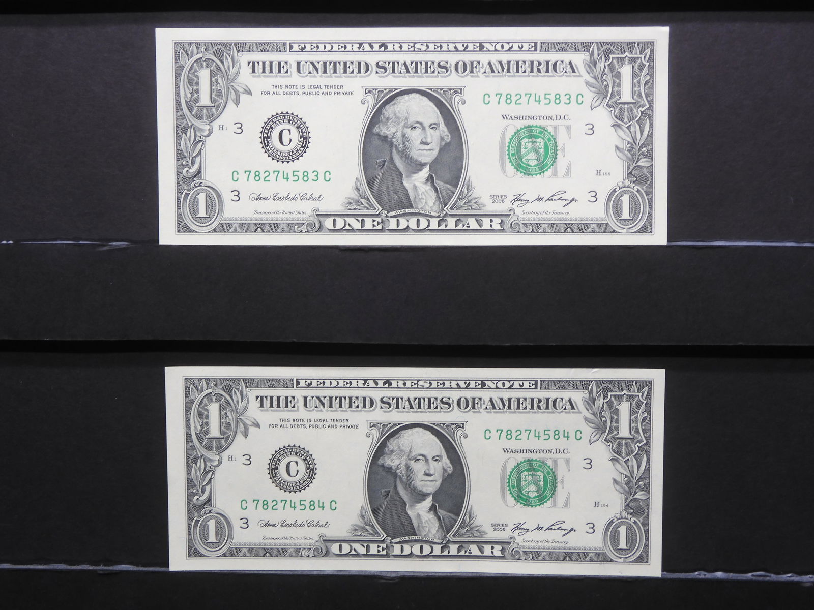 (2) 2006 One Dollar FRN  Consecutive Numbers (1 of 7)