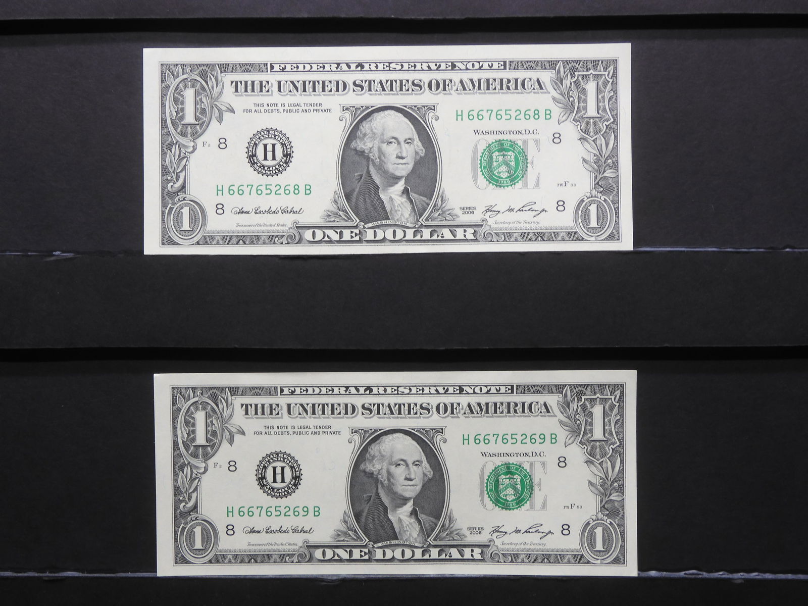 (2) 2006 One Dollar FRN  Consecutive Numbers (1 of 7)