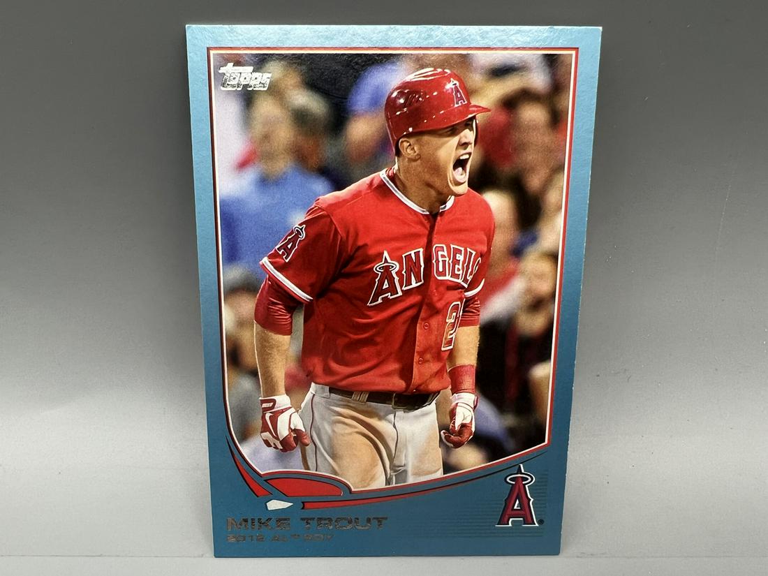 2013 Topps Mike Trout #338 Blue Border Walmart Exclusive (1 of 2)