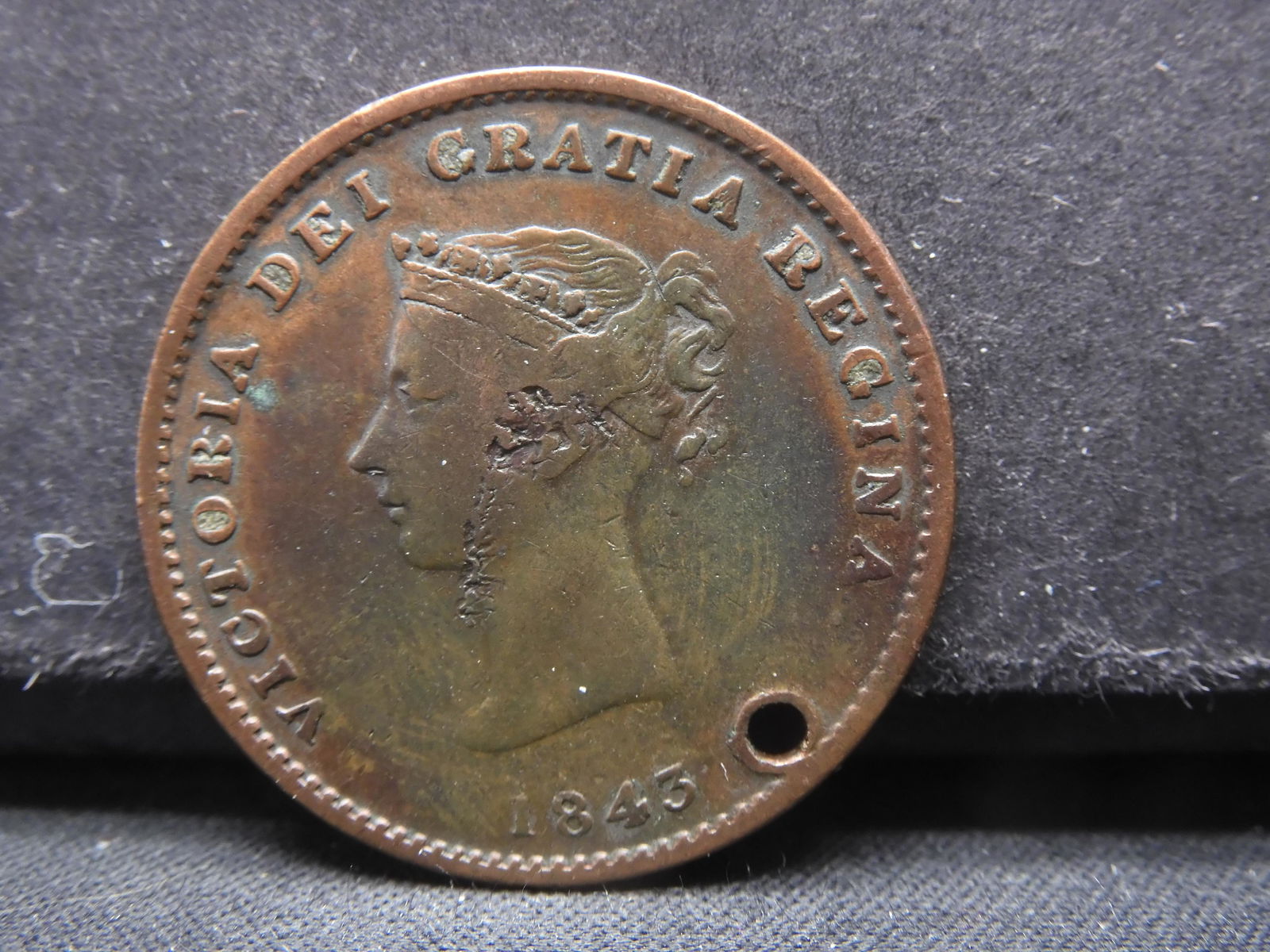 1843, High grade-holed, high grade-New Brunswick, Canada 1/2 penny token, 180 years old! (1 of 2)