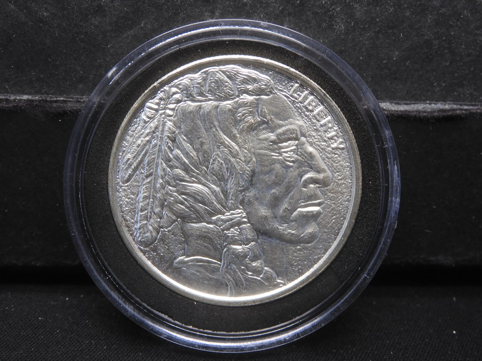 One Troy Oz. Silver Buffalo Round (1 of 2)