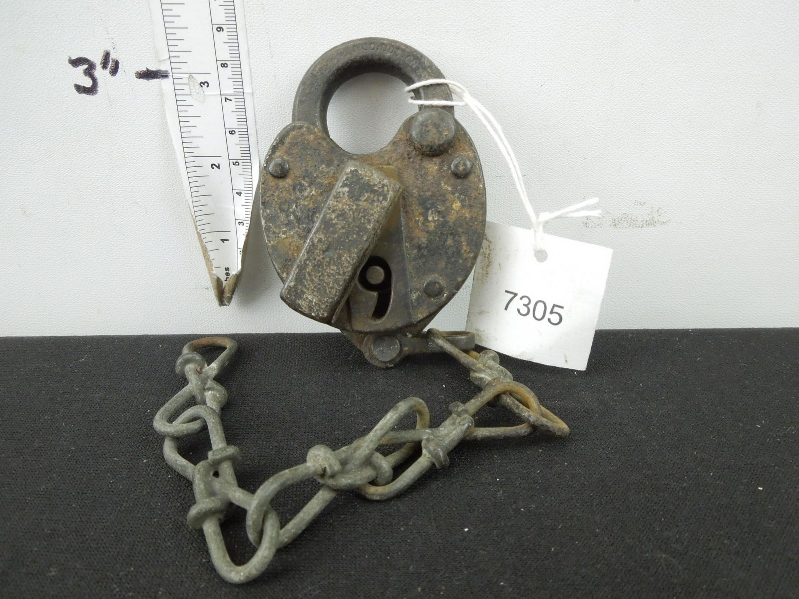 B&MRR Unknown Steel Padlock opens with CCCSTL key (1 of 4)