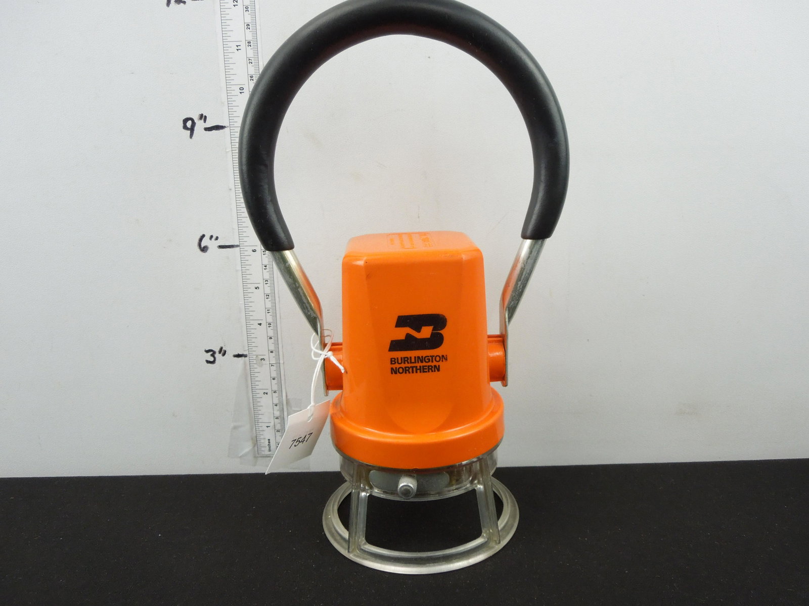 Burlington Northern Starlite 222 Battery Lantern, Orange Body, Used, in working condition, lamps and: Burlington Northern Starlite 222 Battery Lantern, Orange Body, Used, in working condition, lamps and battery not included
